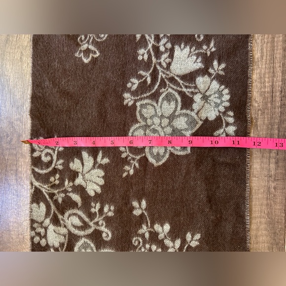 Fraas Floral Scarf Made In Germany 100% Acrylic - Picture 5 of 6